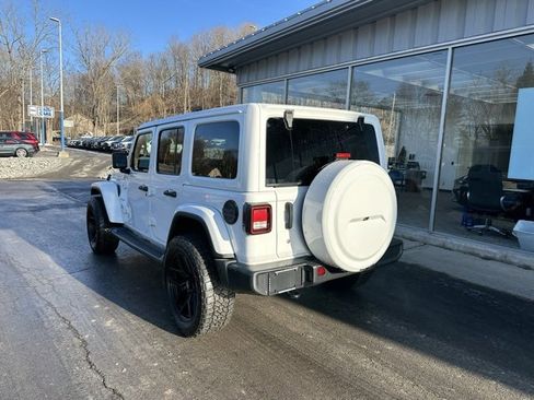 Used 2020 Jeep Wrangler Unlimited Sahara w/ Uconnect 4C Nav & Sound Group image 3