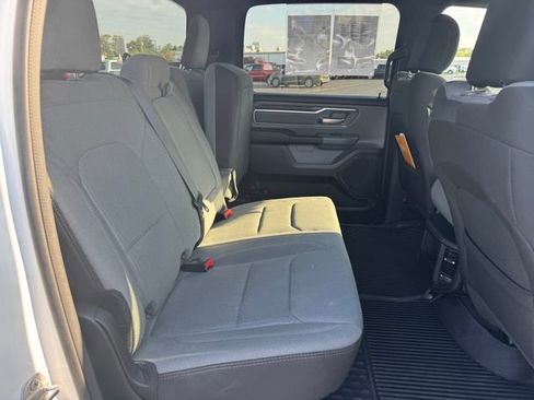 Used 2022 RAM 1500 Big Horn AWD/4WD image 16