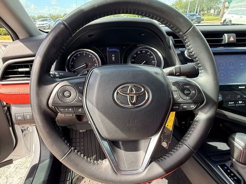 Used 2020 Toyota Camry SE image 29