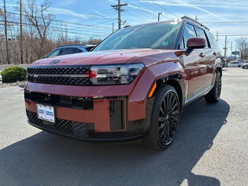 Used 2024 Hyundai Santa Fe Calligraphy image 3