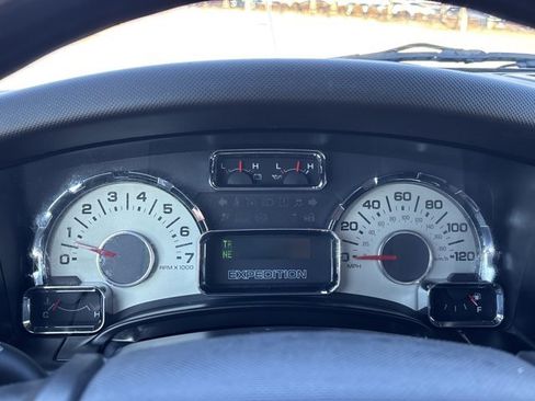 Used 2013 Ford Expedition EL Limited image 28