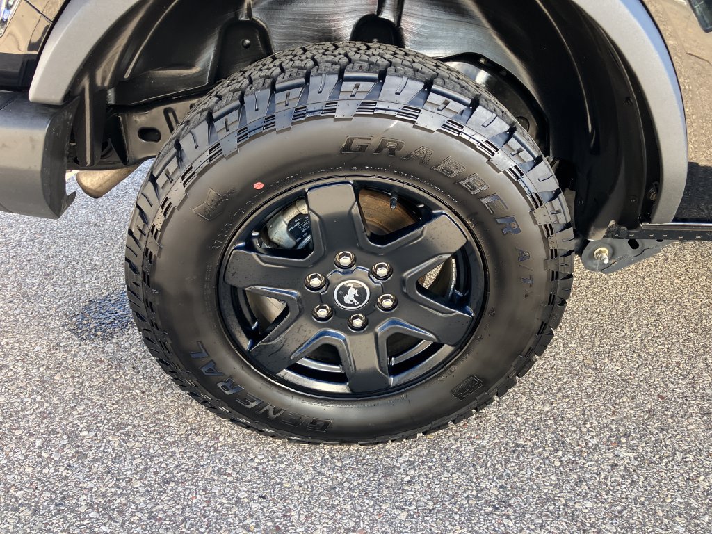 Used 2024 Ford Bronco Black Diamond AWD/4WD image 17