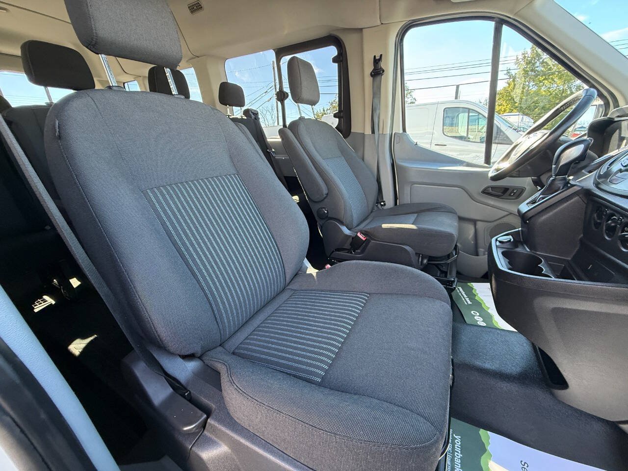 Used 2017 Ford Transit 350 XLT RWD image 29