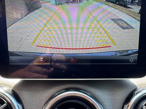 Used 2019 Mercedes-Benz GLA 250 4MATIC image 28