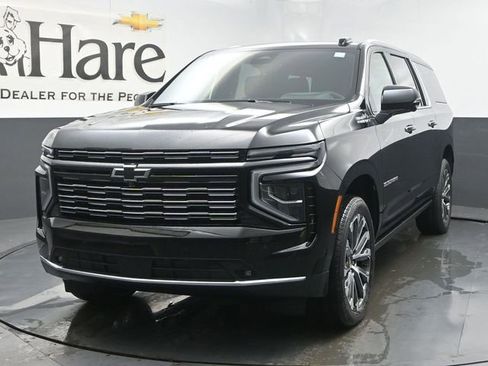 New 2026 Chevrolet Suburban High Country AWD/4WD image 7