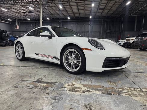 Used 2020 Porsche 911 Carrera w/ Sport Chrono Package RWD image 16