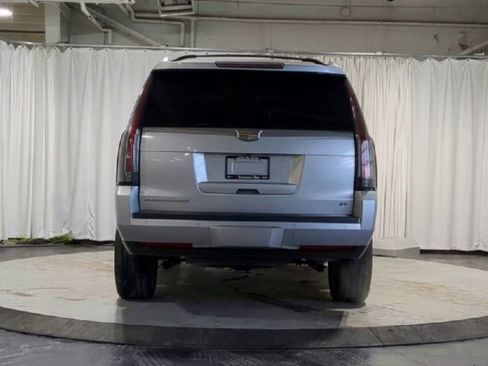Used 2015 Cadillac Escalade Platinum image 9
