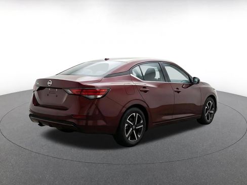 Used 2025 Nissan Sentra SV FWD image 9