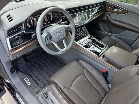 Used 2024 Audi Q8 Prestige AWD/4WD image 11