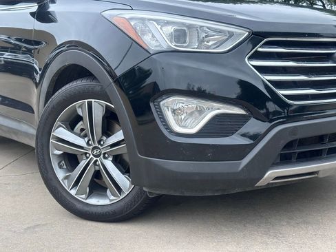 Used 2015 Hyundai Santa Fe Limited FWD image 2