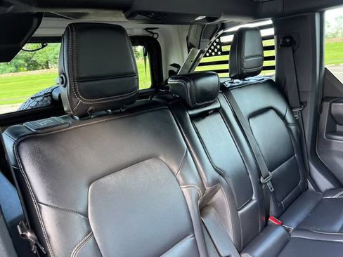 Used 2025 Ford Bronco Badlands AWD/4WD image 34
