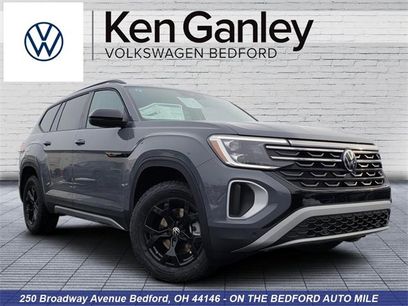 New 2025 Volkswagen Atlas Peak Edition SE