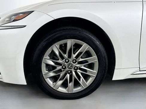 Used 2018 Lexus LS 500 image 32