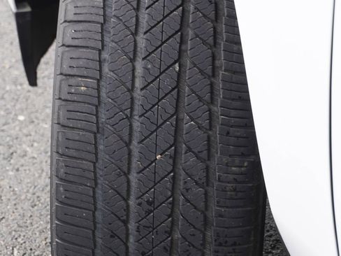 Used 2017 GMC Yukon Denali w/ Open Road Package image 6