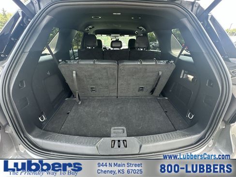 Used 2025 Ford Explorer ST-Line w/ ST-Line Street Pack AWD/4WD image 23