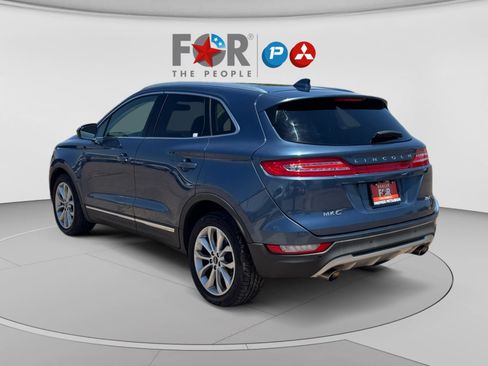 Used 2018 Lincoln MKC Select w/ Select Plus Package FWD image 3