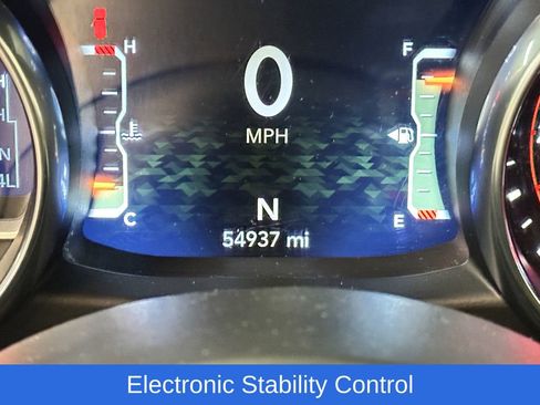 Used 2019 Jeep Wrangler Unlimited Rubicon AWD/4WD image 3