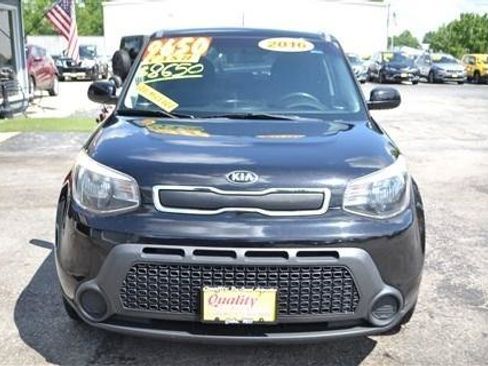 Used 2016 Kia Soul w/ Convenience Package FWD image 3