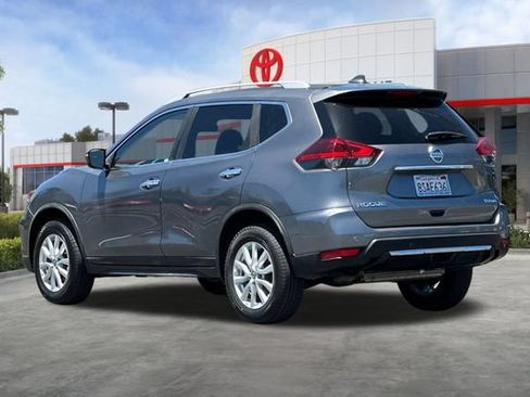 Used 2020 Nissan Rogue SV AWD/4WD image 6