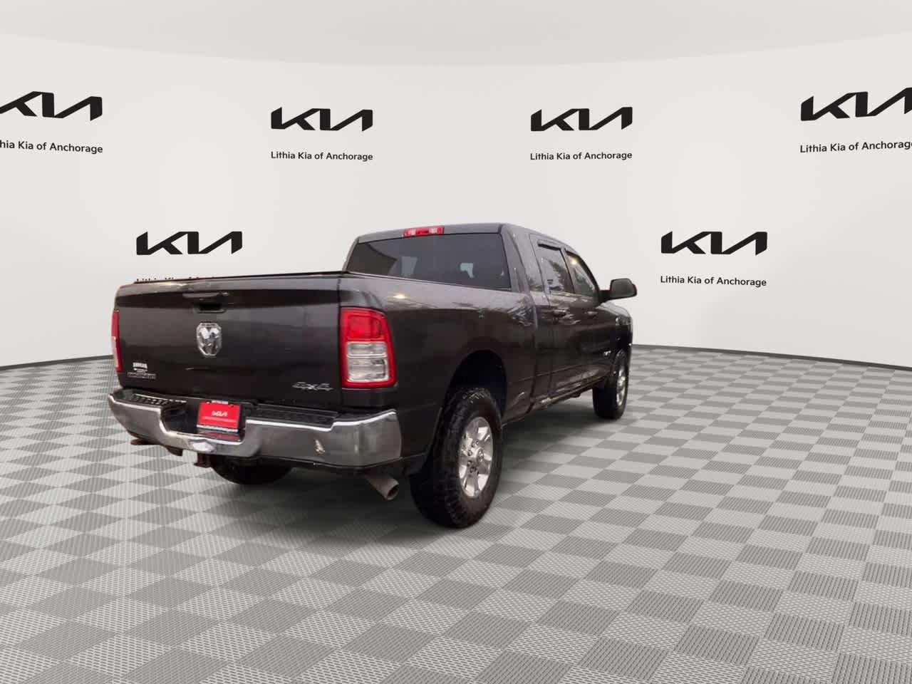 Used 2020 RAM 3500 Big Horn w/ Level 1 Equipment Group AWD/4WD image 8