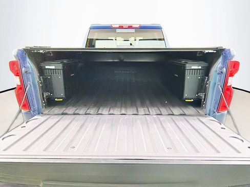 Used 2024 Chevrolet Silverado 1500 High Country AWD/4WD image 30