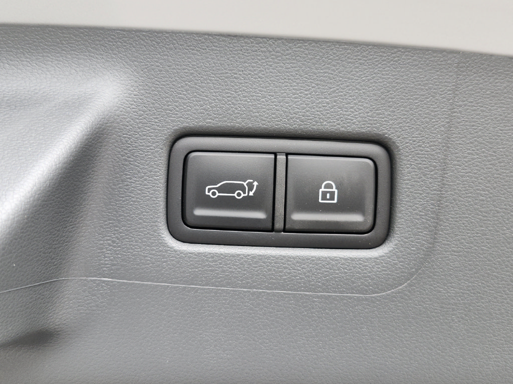 New 2027 Hyundai Santa Fe SE FWD image 16