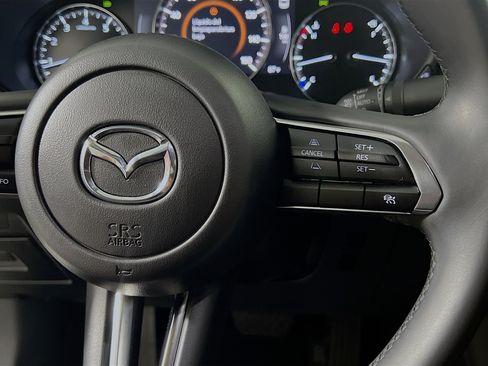 Used 2025 MAZDA MAZDA3 s FWD image 20