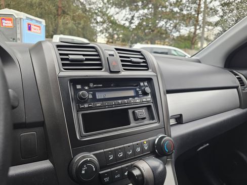 Used 2011 Honda CR-V LX image 27