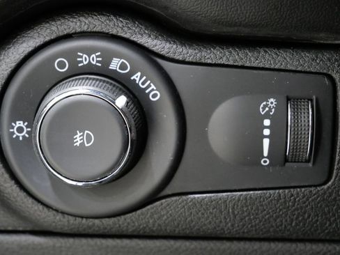 Used 2022 Dodge Durango GT image 15