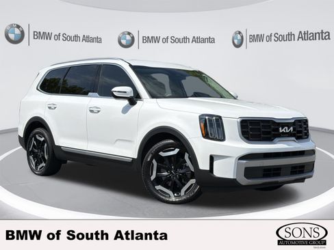 Used 2023 Kia Telluride S AWD/4WD image 1
