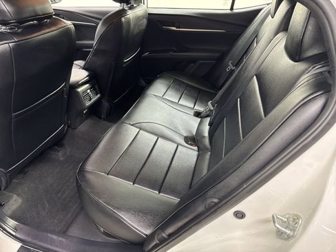 Used 2025 Toyota Camry LE image 28