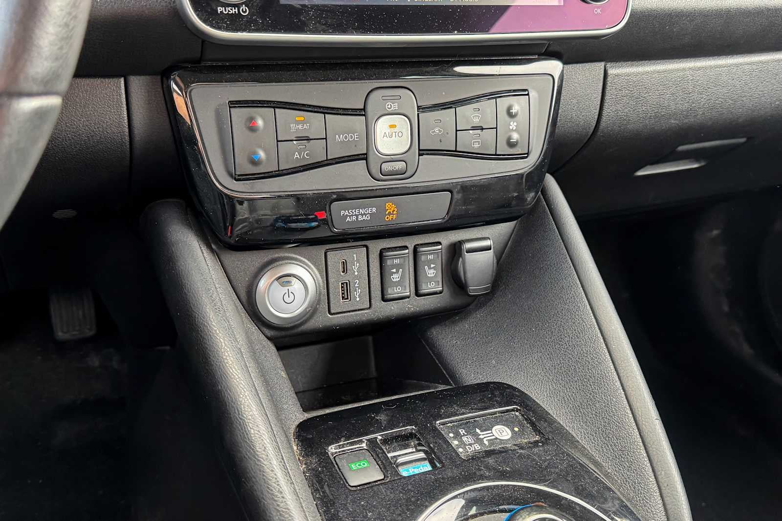 Certified 2025 Nissan Leaf SV Plus FWD image 20