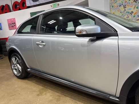 Used 2013 Volvo C30 FWD image 42