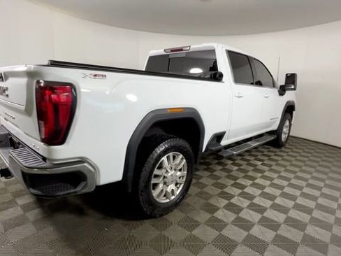 Used 2021 GMC Sierra 2500 SLE w/ SLE Value Package; AWD/4WD image 4