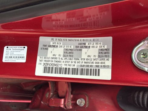 Used 2025 MAZDA MAZDA3 s image 42