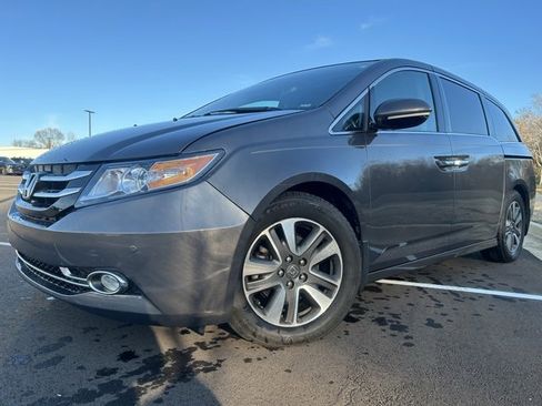 Used 2016 Honda Odyssey Touring image 13