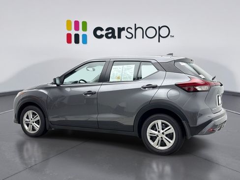 Used 2025 Nissan Kicks Play S FWD image 3
