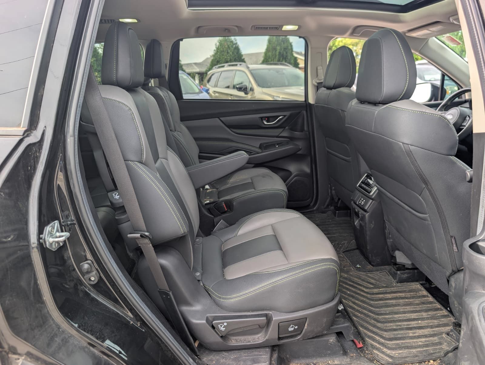 Used 2024 Subaru Ascent Onyx Edition AWD/4WD image 39