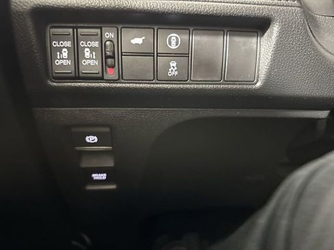 Used 2023 Honda Odyssey EX-L image 13