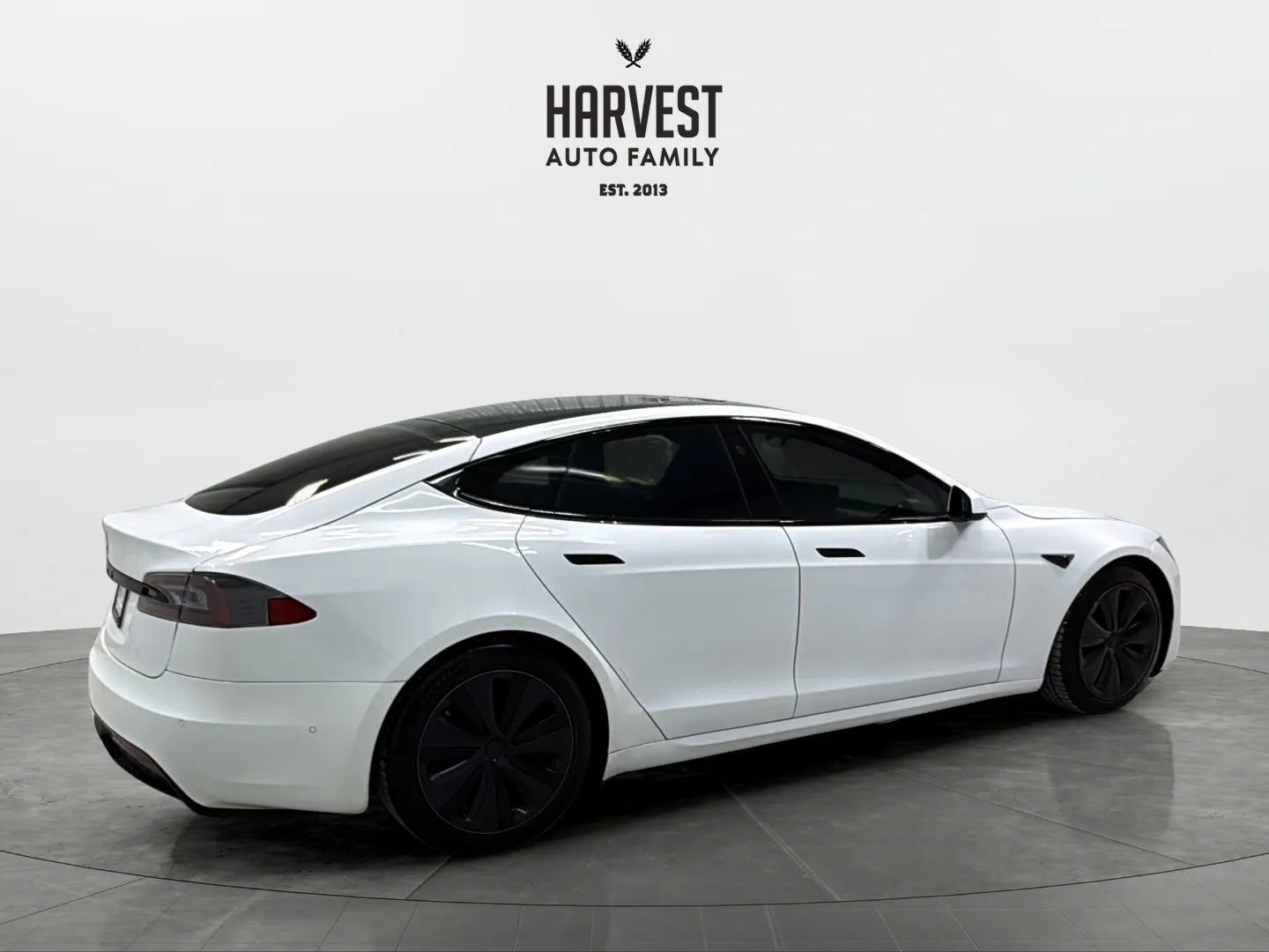 Used 2022 Tesla Model S Standard Range AWD/4WD image 7