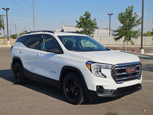 Used 2024 GMC Terrain AT4 w/ Tech Package AWD/4WD image 3