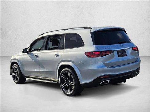 New 2026 Mercedes-Benz GLS 450 4MATIC image 9