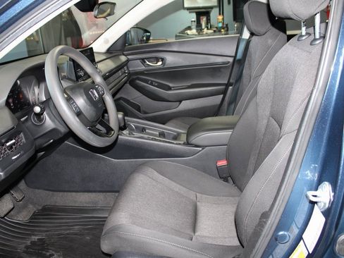 Used 2024 Honda Accord EX image 10