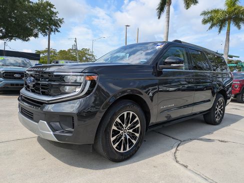 Certified 2025 Ford Expedition Max Platinum AWD/4WD image 7