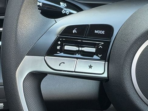 New 2026 Hyundai Elantra SE image 13