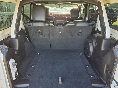 Certified 2018 Jeep Wrangler Unlimited Rubicon image 13