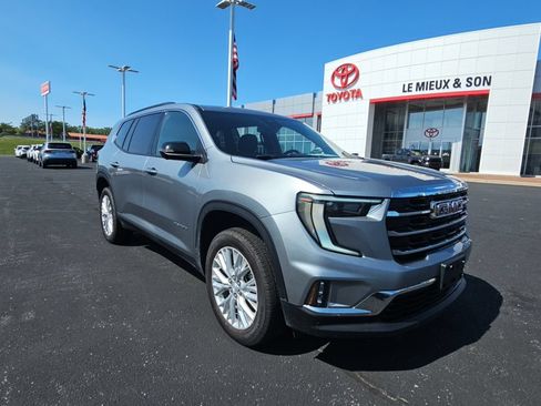 Used 2025 GMC Acadia Elevation w/ Elevation Premium Package FWD image 1