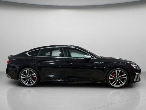 Used 2022 Audi S5 Prestige image 2