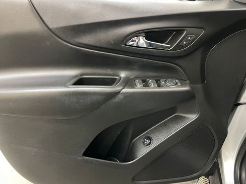 Used 2022 Chevrolet Equinox LT image 26