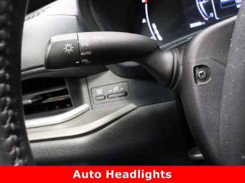 Certified 2025 Toyota Grand Highlander AWD image 26